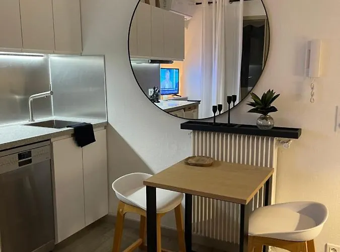 Cozy On The アンティーブ