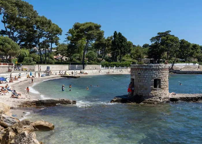 Cozy On The * アンティーブ